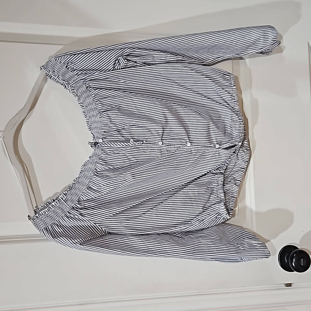 Aeropostale off shoulder top